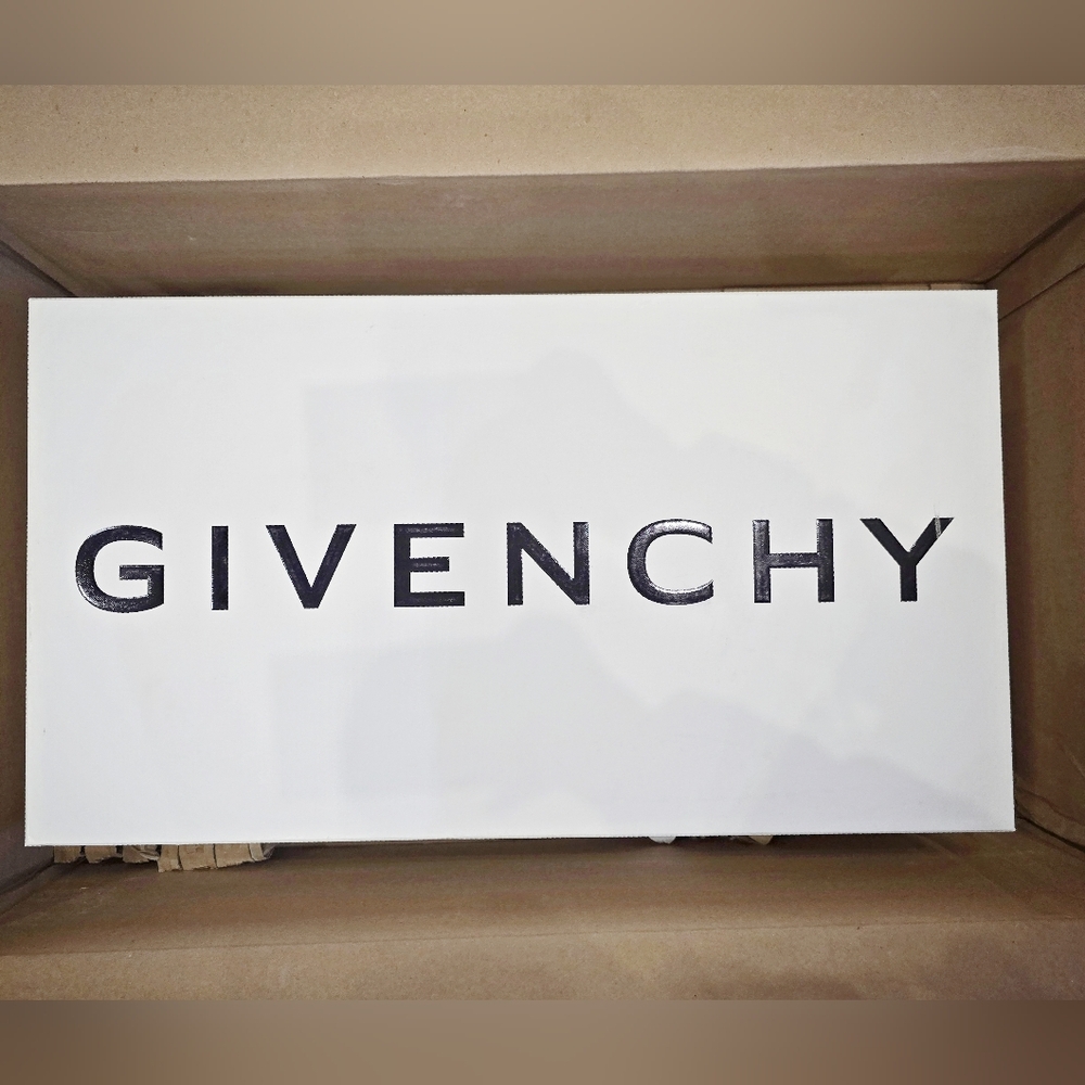 Givenchy Strass Sharklock Boots - Picture 9 of 10